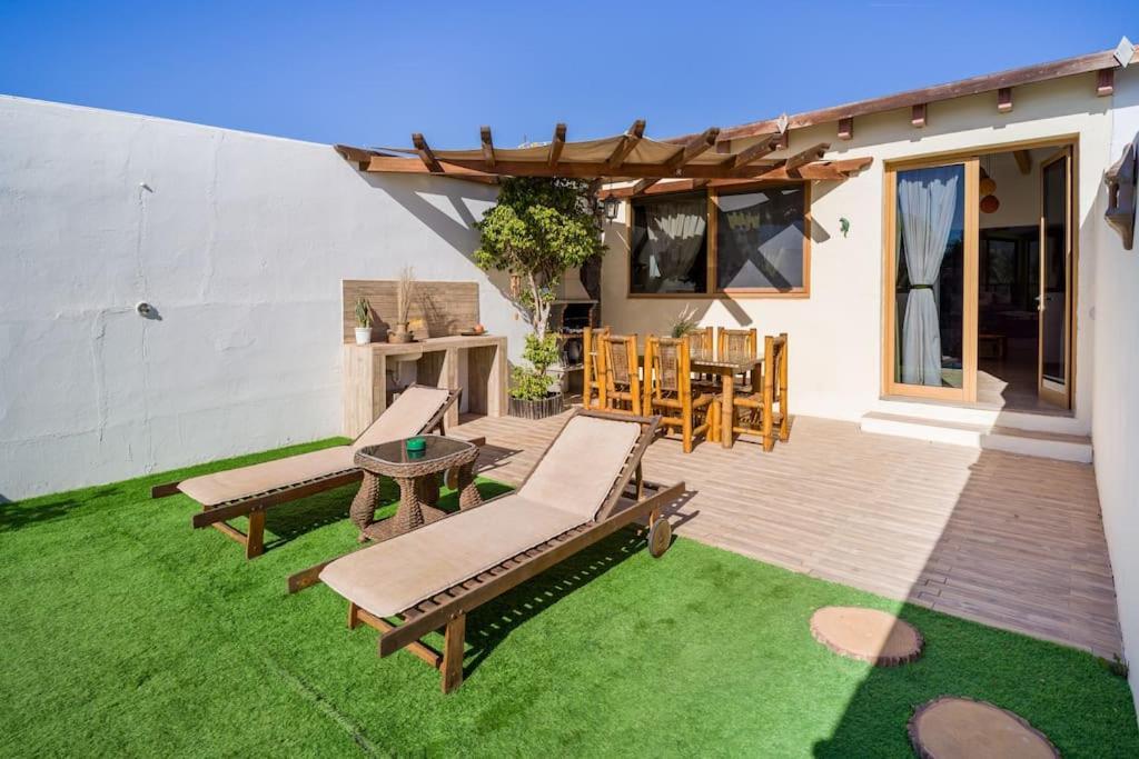 Villa La Isla By Rentaholidayslanzarote Playa Blanca  Exterior foto