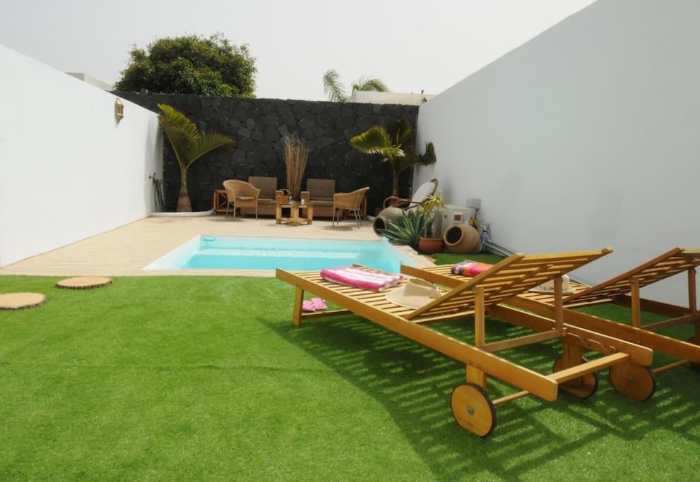 Villa La Isla By Rentaholidayslanzarote Playa Blanca  Exterior foto